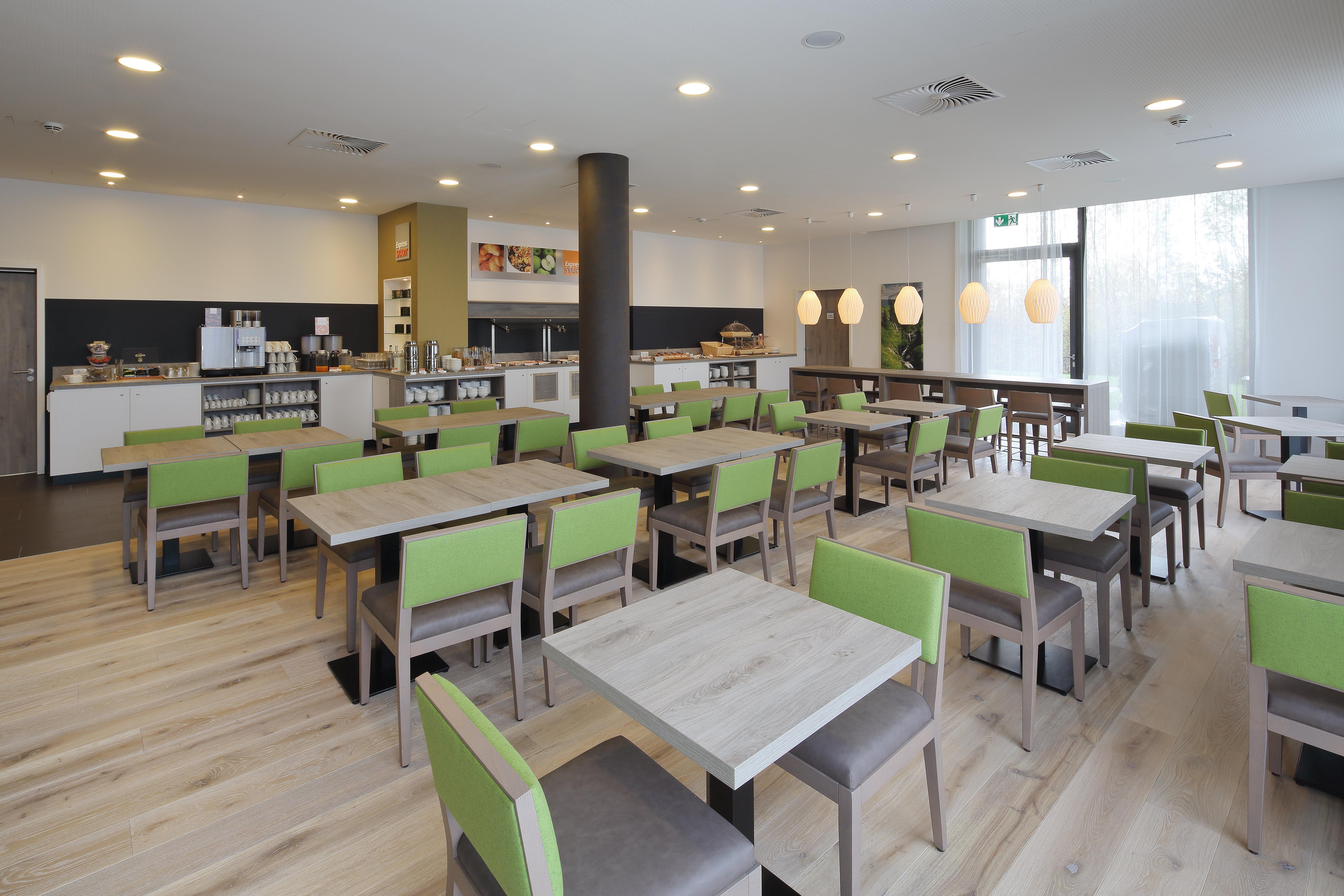 Holiday Inn Express Friedrichshafen, An Ihg Hotel Екстериор снимка